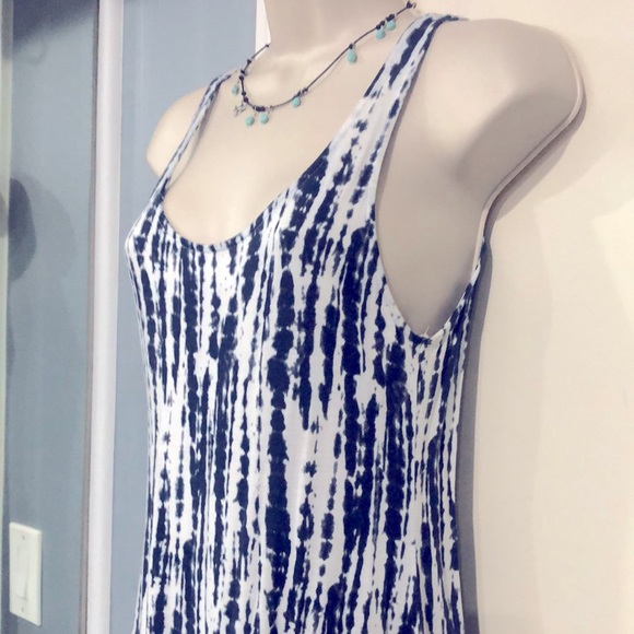 H & M Tie Dye Blue and White Print  Maxi Dress - Picture 7 of 8